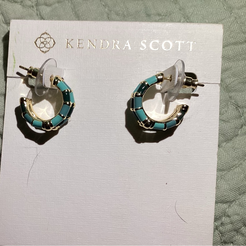 Kendra Scott "Essie" Gold and Sea Green Mix Huggie Earrings -   NWT